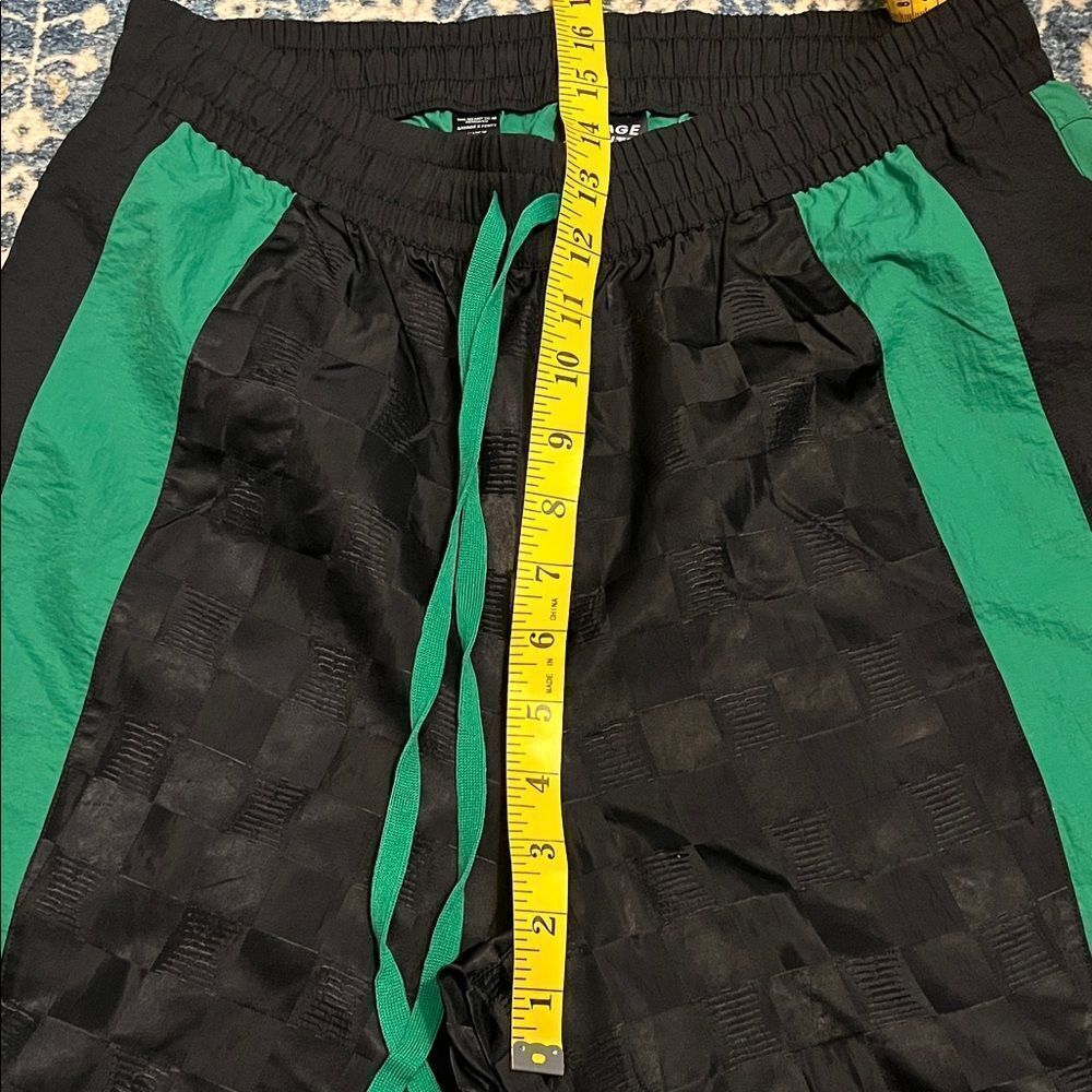 Savage X Fenty Sport Changeover Jogger Checkered Black Green Pants Modern NWT - Picture 13 of 13